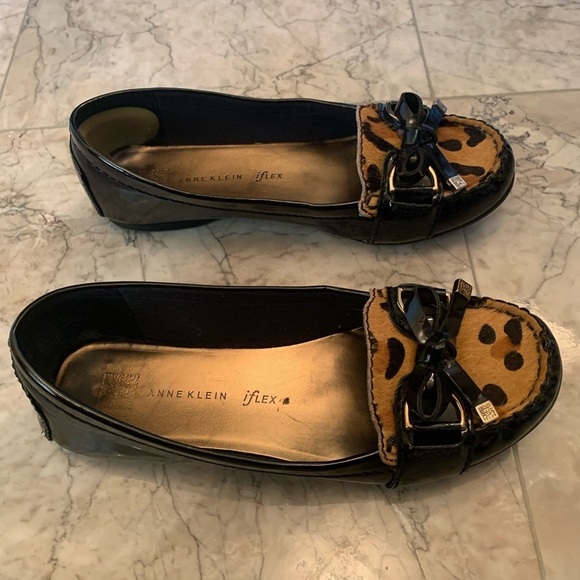 Anne Klein Black Mulle with Leopard Top and Bow Detail Size 6.5 - Picture 7 of 7